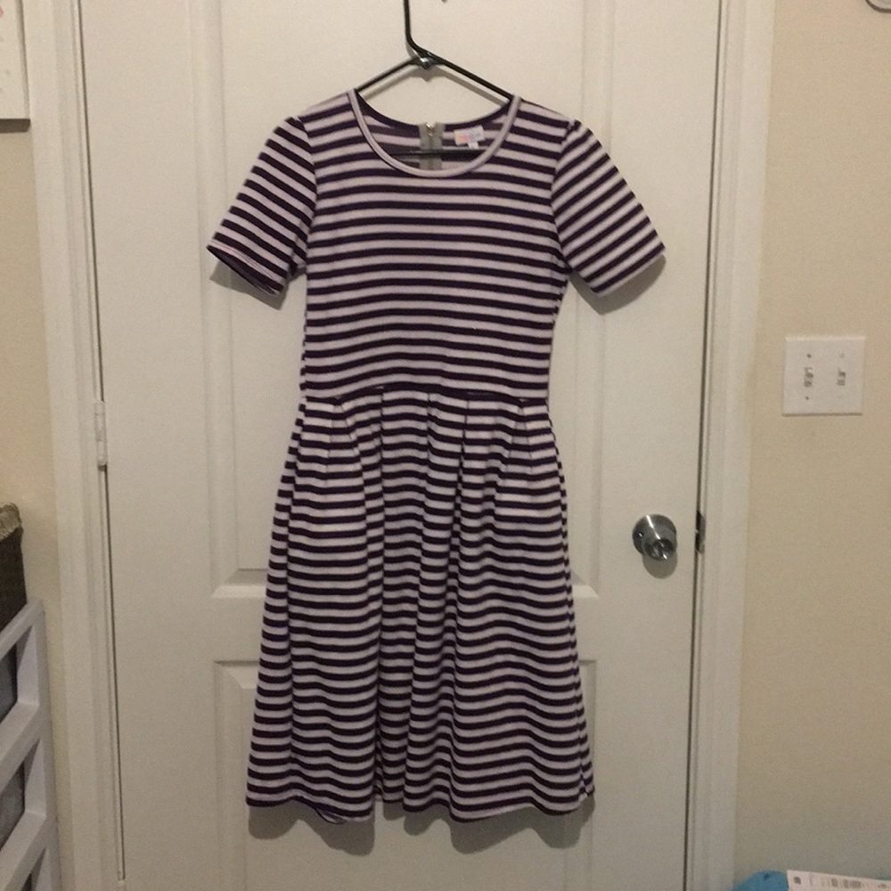 EUC LuLaRoe Amelia